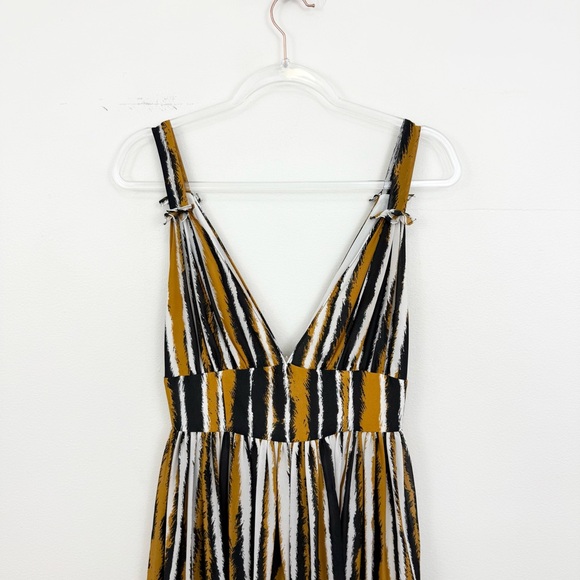 Ronny Kobo Sallee Pleated Maxi Dress Striped Plunge Neck Statement Dress XS - Picture 4 of 7